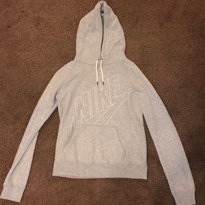 gray nike pullover hoodie
